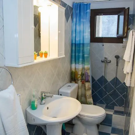 Cecilia's Corfu Apartment *