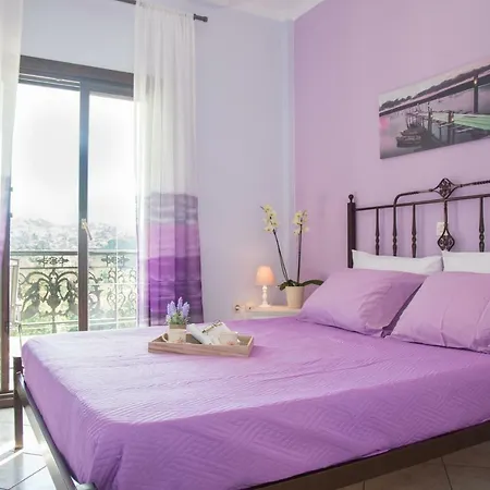Cecilia's Corfu Virós